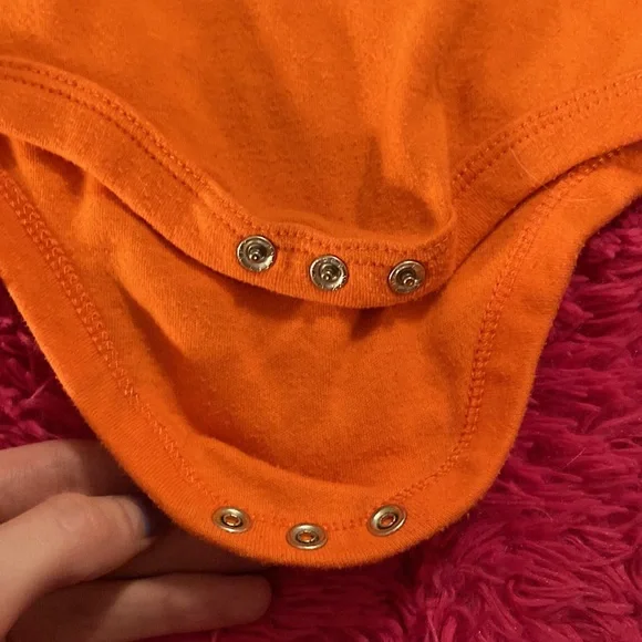 BUNDLE of 3 Onesies - Picture 12 of 16